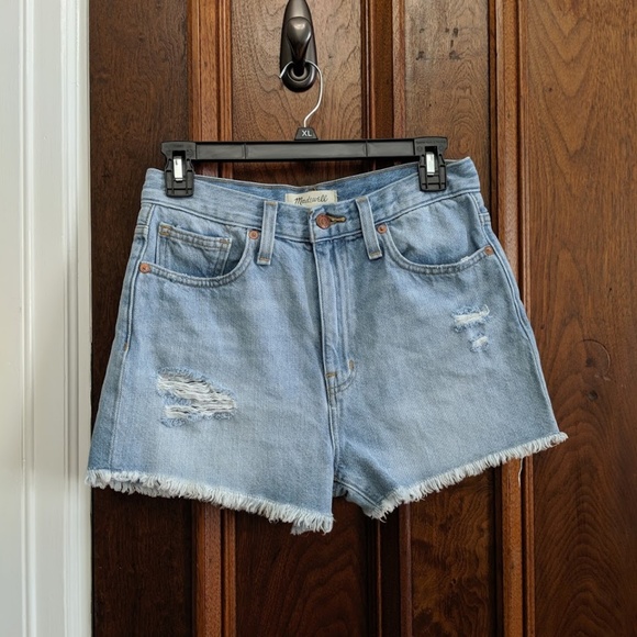 madewell mom jean short